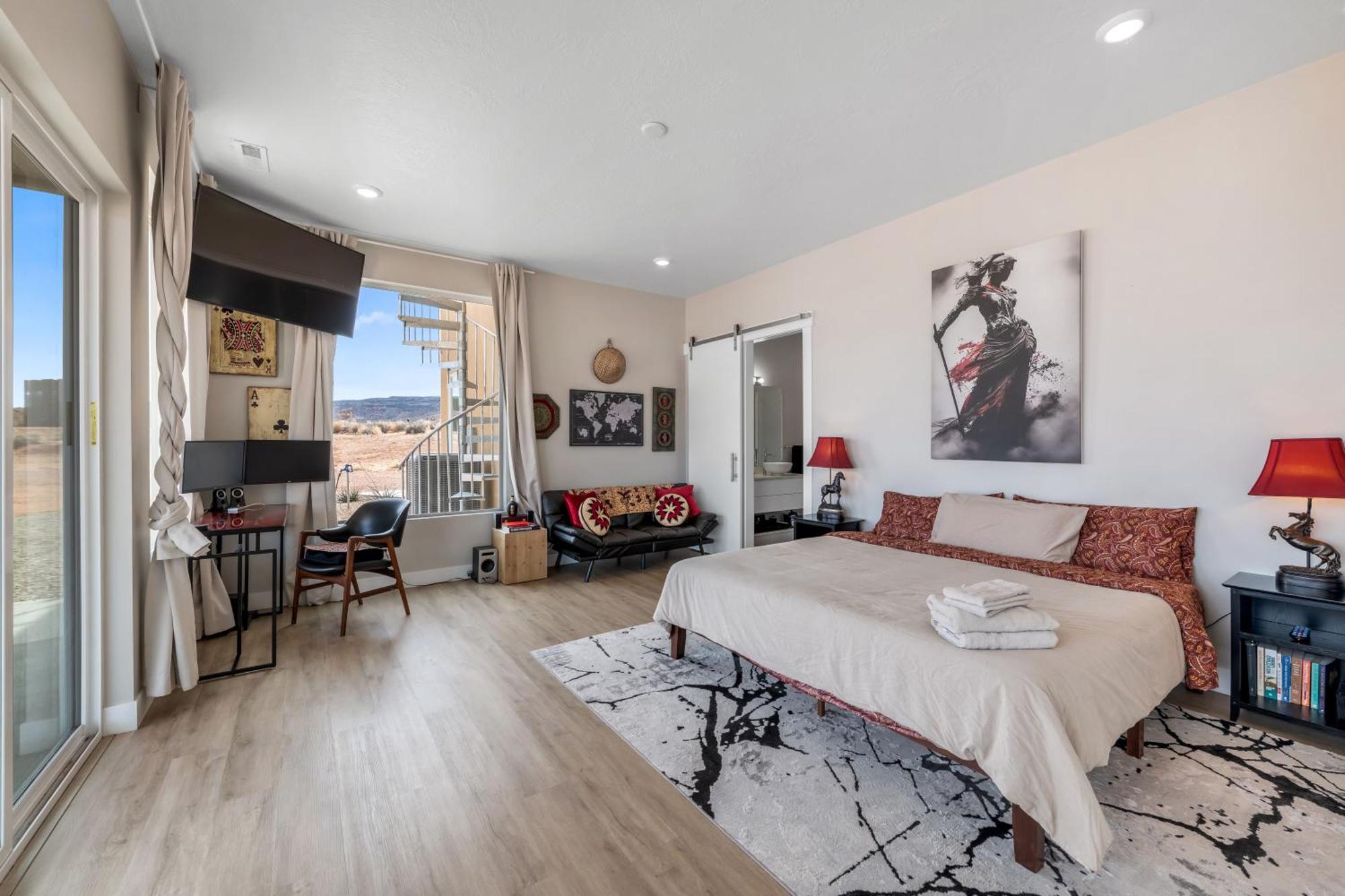 Page Arizona Border Town- Crimson Suite, Desert Canyon Getaway With Views Big Water Exterior photo